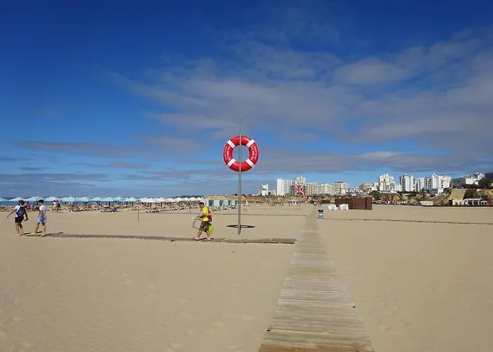 T1 Com Piscina E Vista Mar - Da Rocha * Portimão