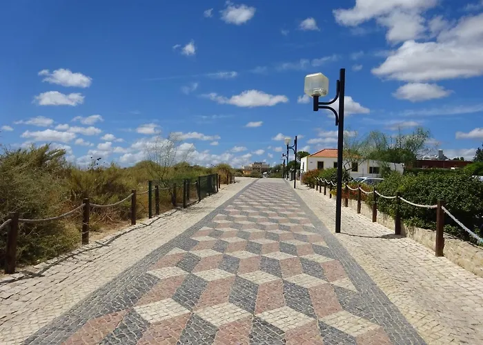 Appartement T1 Com Piscina E Vista Mar - Da Rocha