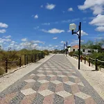Apartamento T1 Com Piscina E Vista Mar - Da Rocha