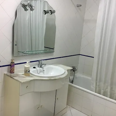 아파트 T1 Com Piscina E Vista Mar - Da Rocha *