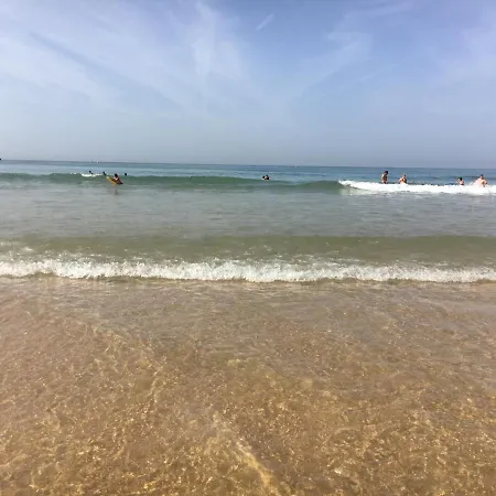 아파트 T1 Com Piscina E Vista Mar - Da Rocha *