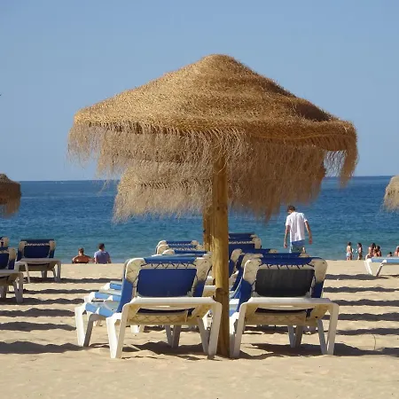 아파트 T1 Com Piscina E Vista Mar - Da Rocha