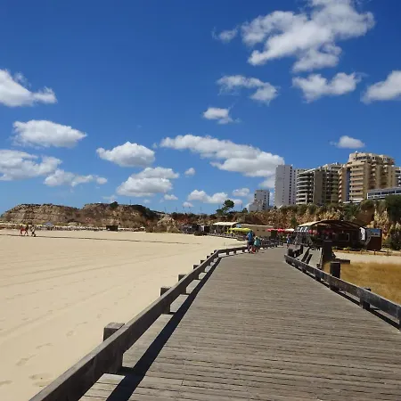 아파트 T1 Com Piscina E Vista Mar - Da Rocha *