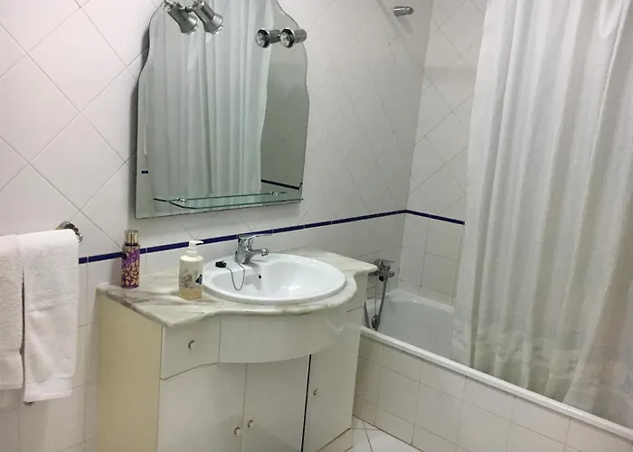 Apartment T1 Com Piscina E Vista Mar - Da Rocha *